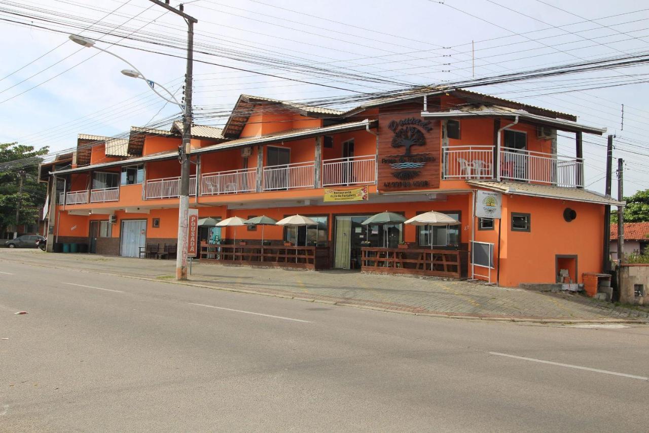 Pousada Praia Da Fortaleza 450 Metros Do Parque Beto Carrero Com Cafe Da Manha بنها المظهر الخارجي الصورة